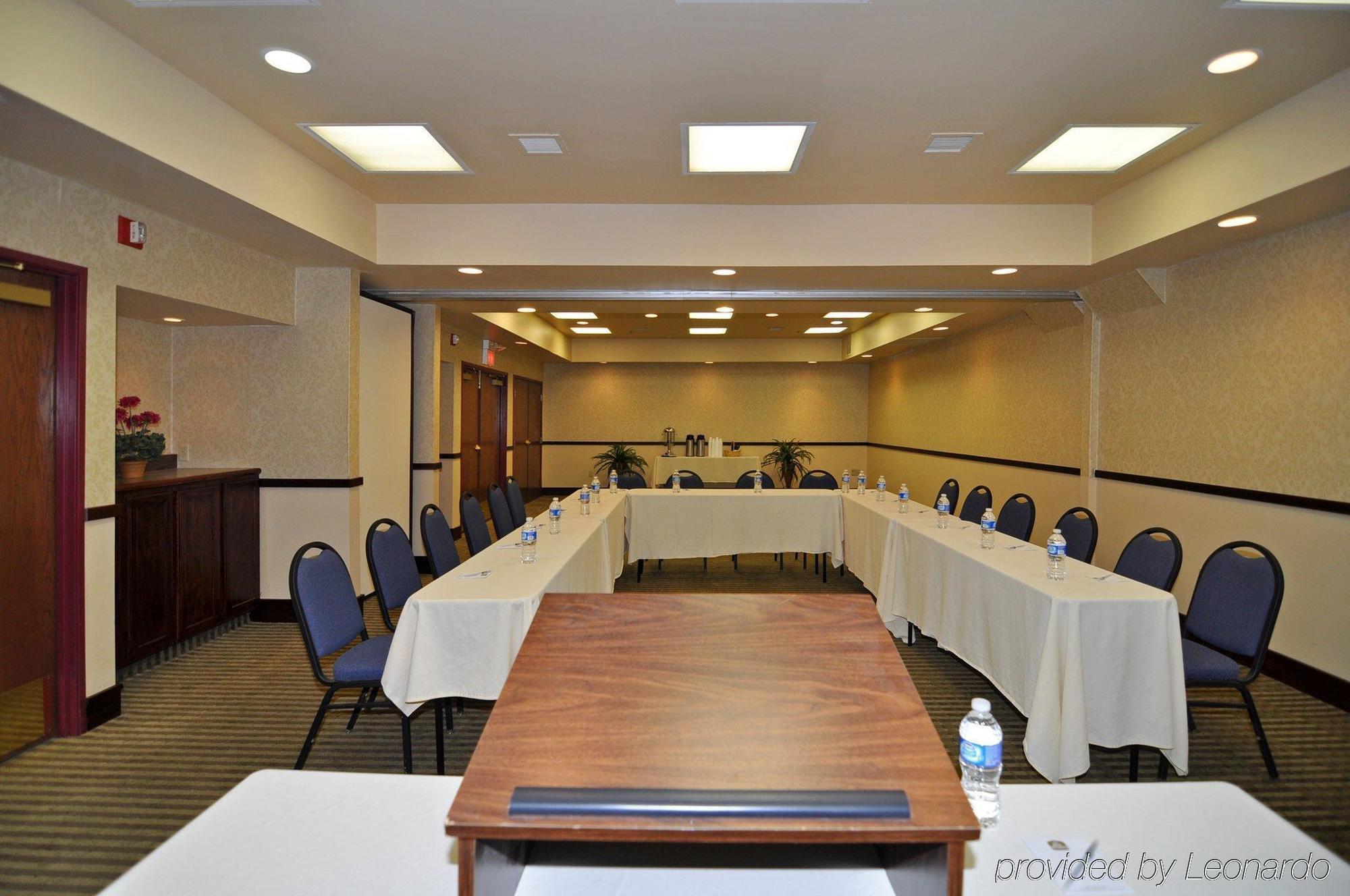 Norwood Inn And Suites Chaska Business bild