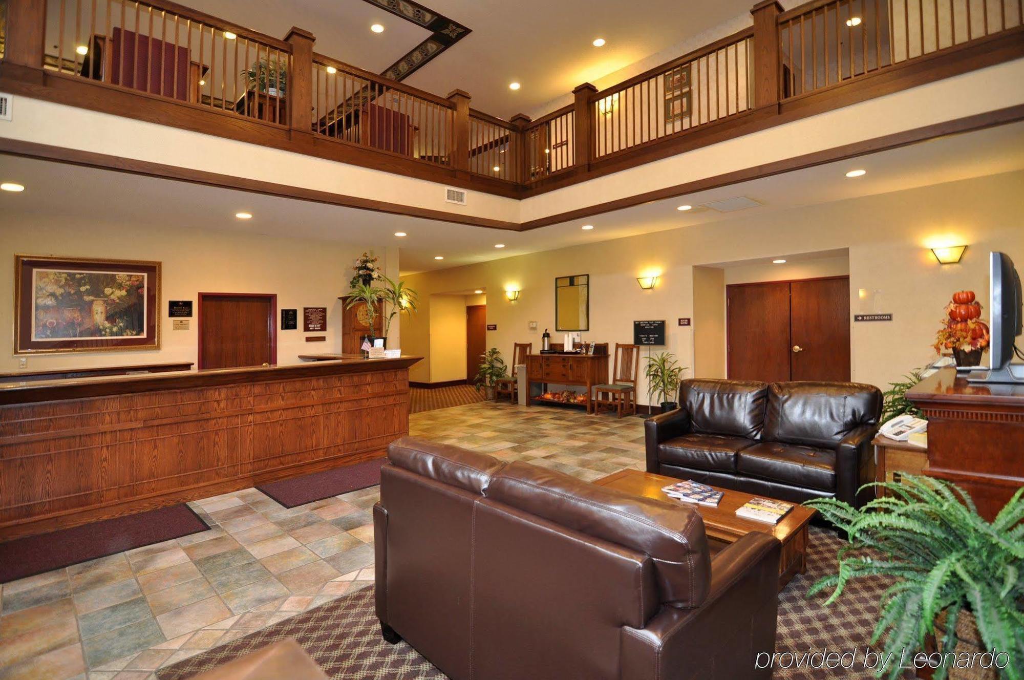 Norwood Inn And Suites Chaska Exteriör bild